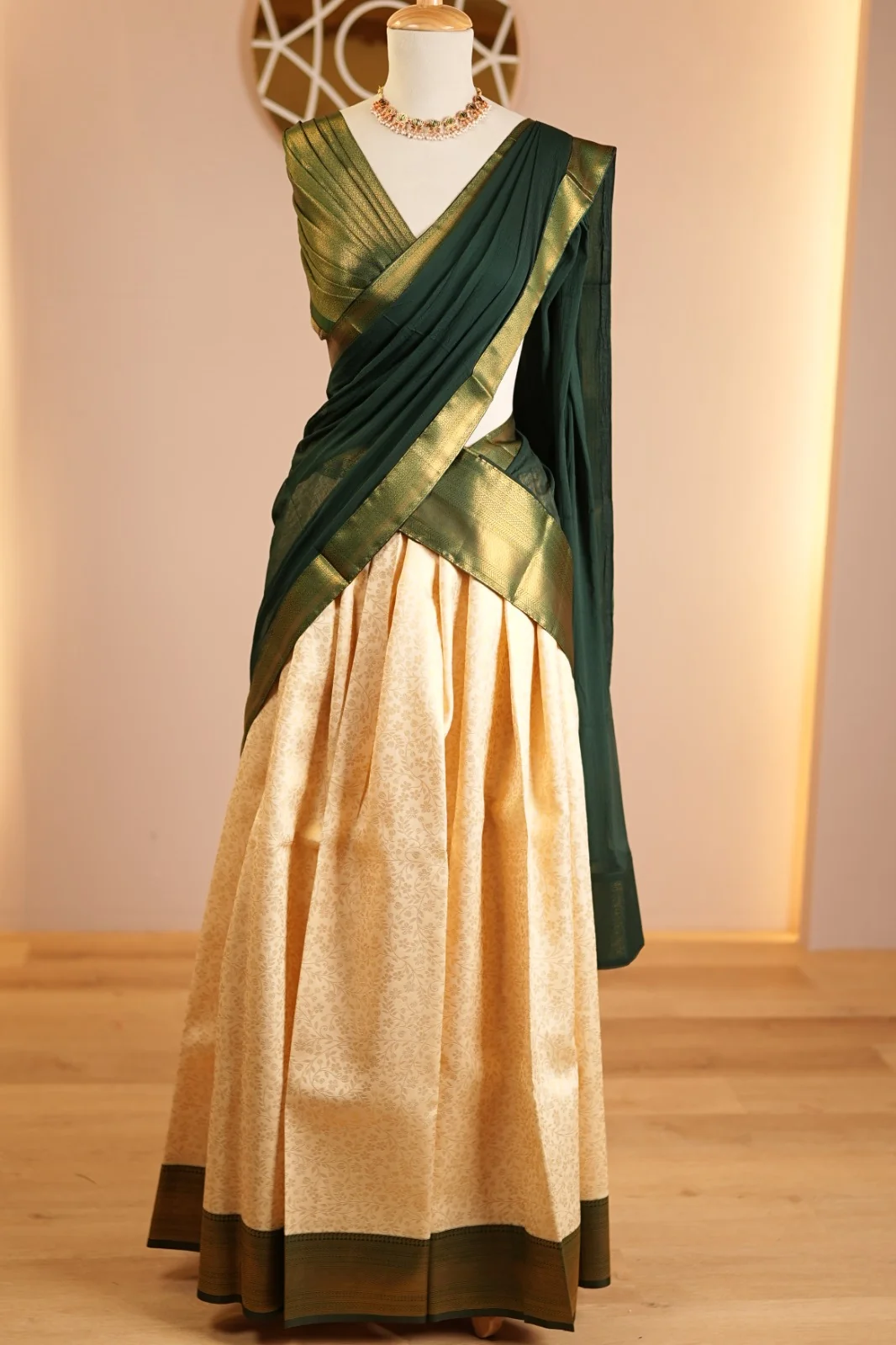 Semi- Silk Un Stitched Dhawani TDN4515 Metalic Green
